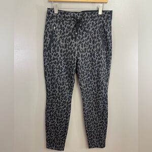 MAC Collection smart pants size 29 animal print